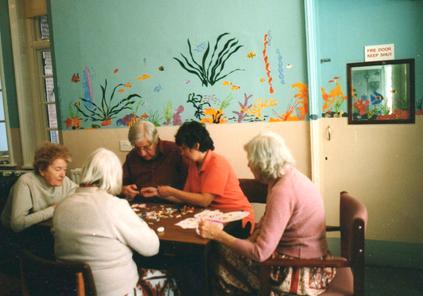 Homemead Mural, Teddington. Brightening up the surroundings in a residential home. Working with and for communities. Another co-production by Isabella Wesoly @ MaKing Murals